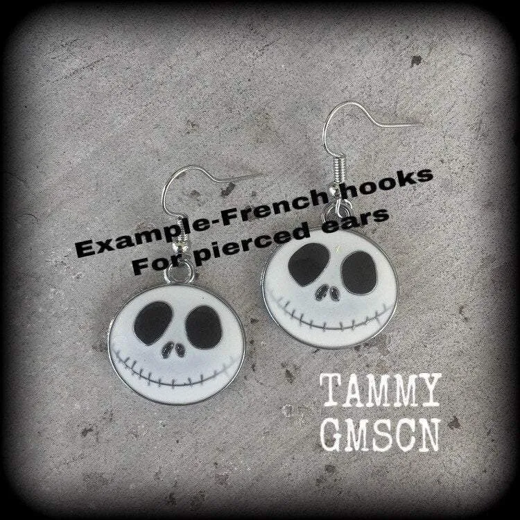 Halloween ear hangers Jack Skellington Tunnel dangles 4mm plug earrings 6mm tunnel earrings Jack and Sally 8mm Gauged earrings 6mm 2g 0g 8mm