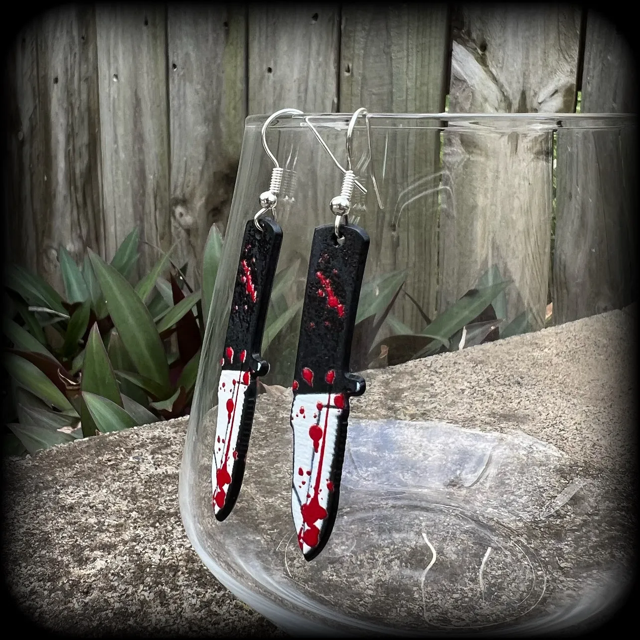 Horror movie knife earrings-Horror punk halloween earrings