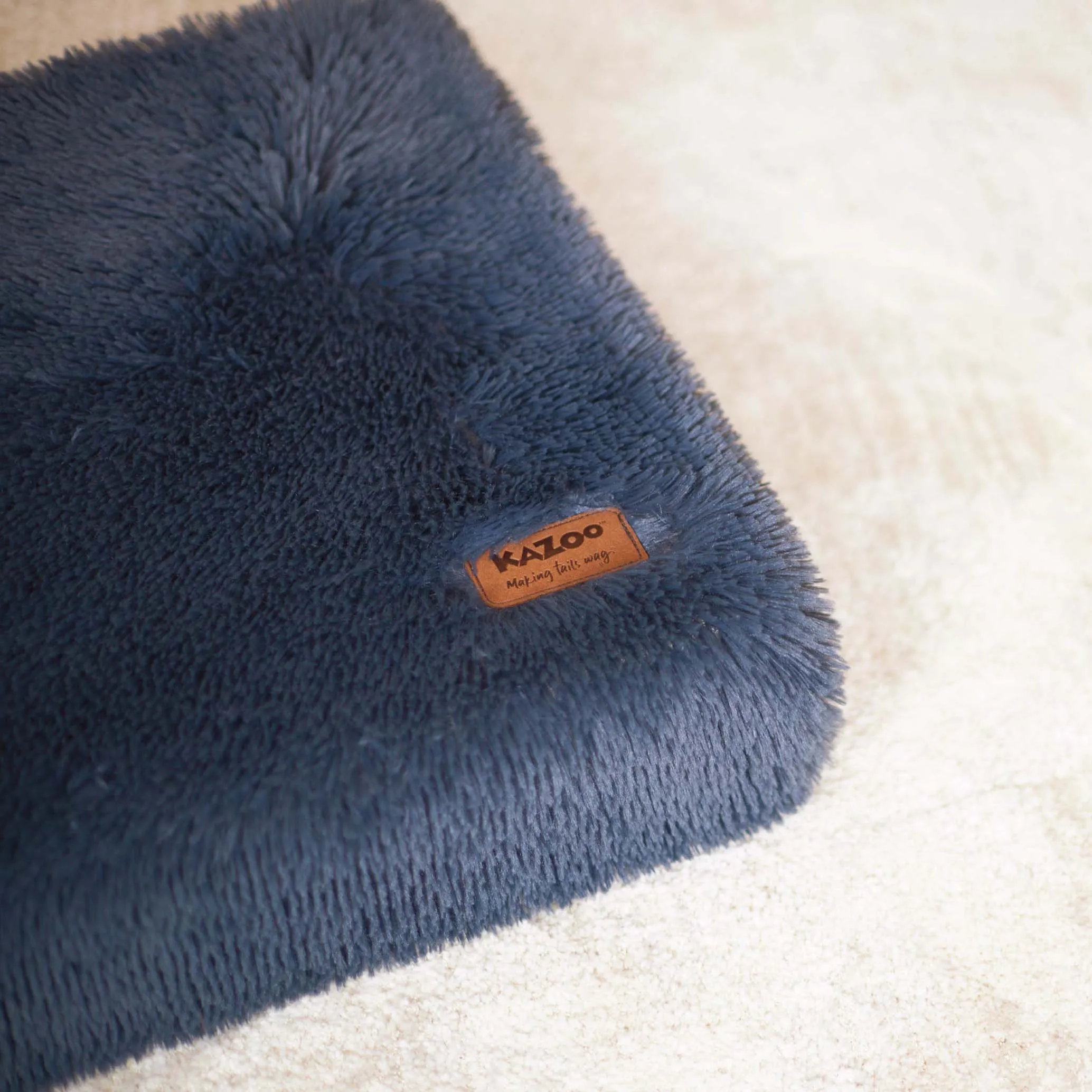 Kazoo Slumber Medium Plush Grey Dog Bed***