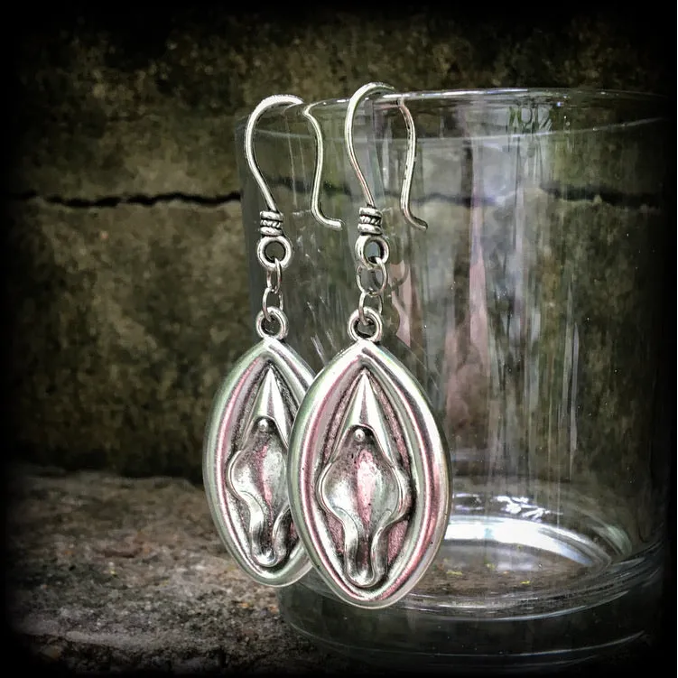 Vagina earrings-Pierced clitoris earrings